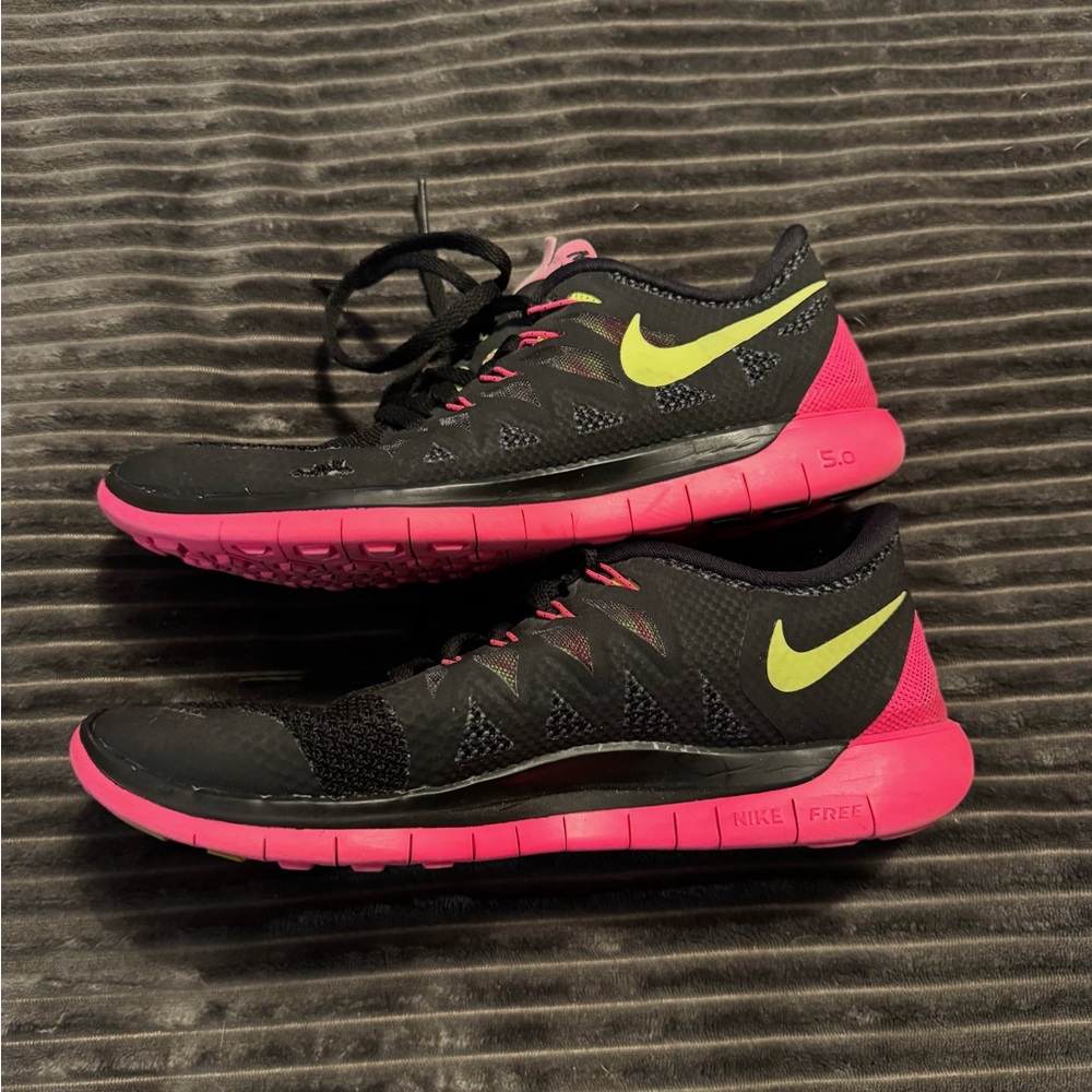 Nike Free 5.0 Sneakers